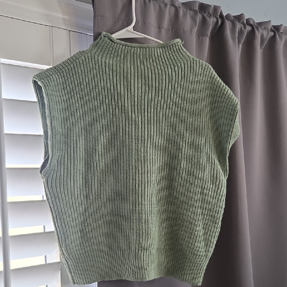 Green Ribbed Knit Sleeveless Sweater